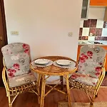 Summer House Mokka سيلبا