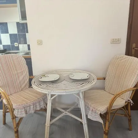 Summer House Mokka *